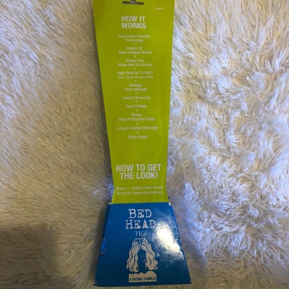 Bed Head Curve Rock N Roller Ceramic Curling Wand - Picture 2 of 2